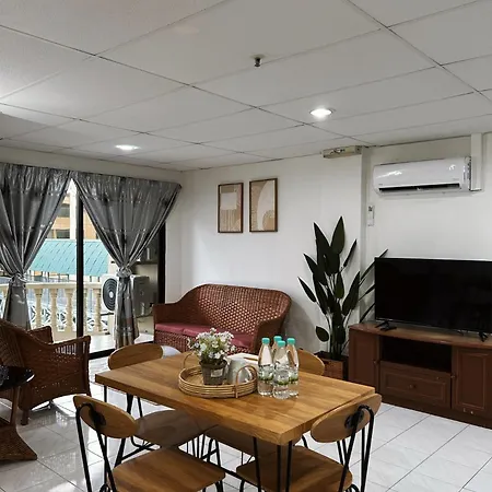 Jo Jo Homestay @ Pangkor Coral Bay Resort Kampong Pasir Bogak Exterior photo