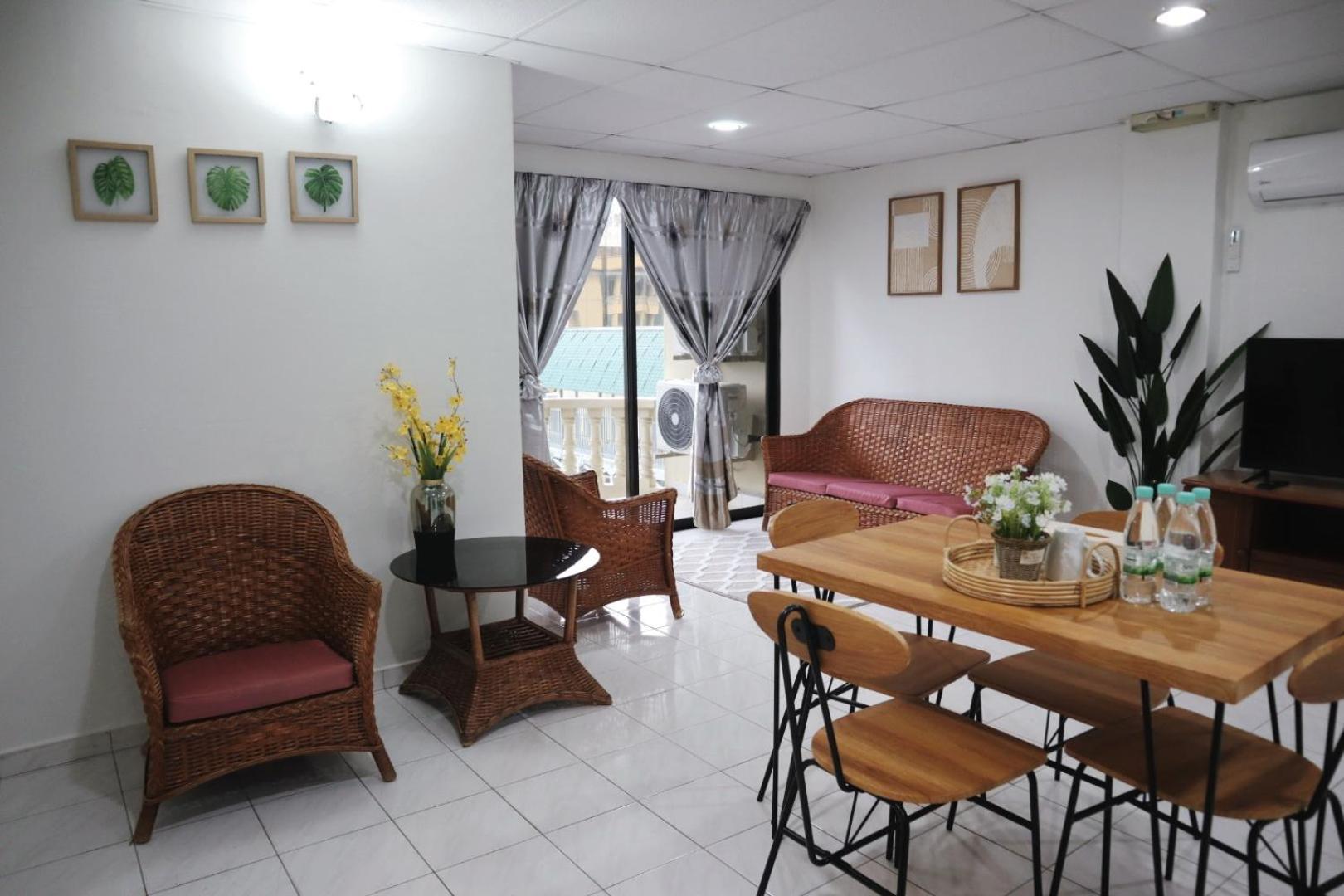 Jo Jo @ Pangkor Coral Bay Apartment